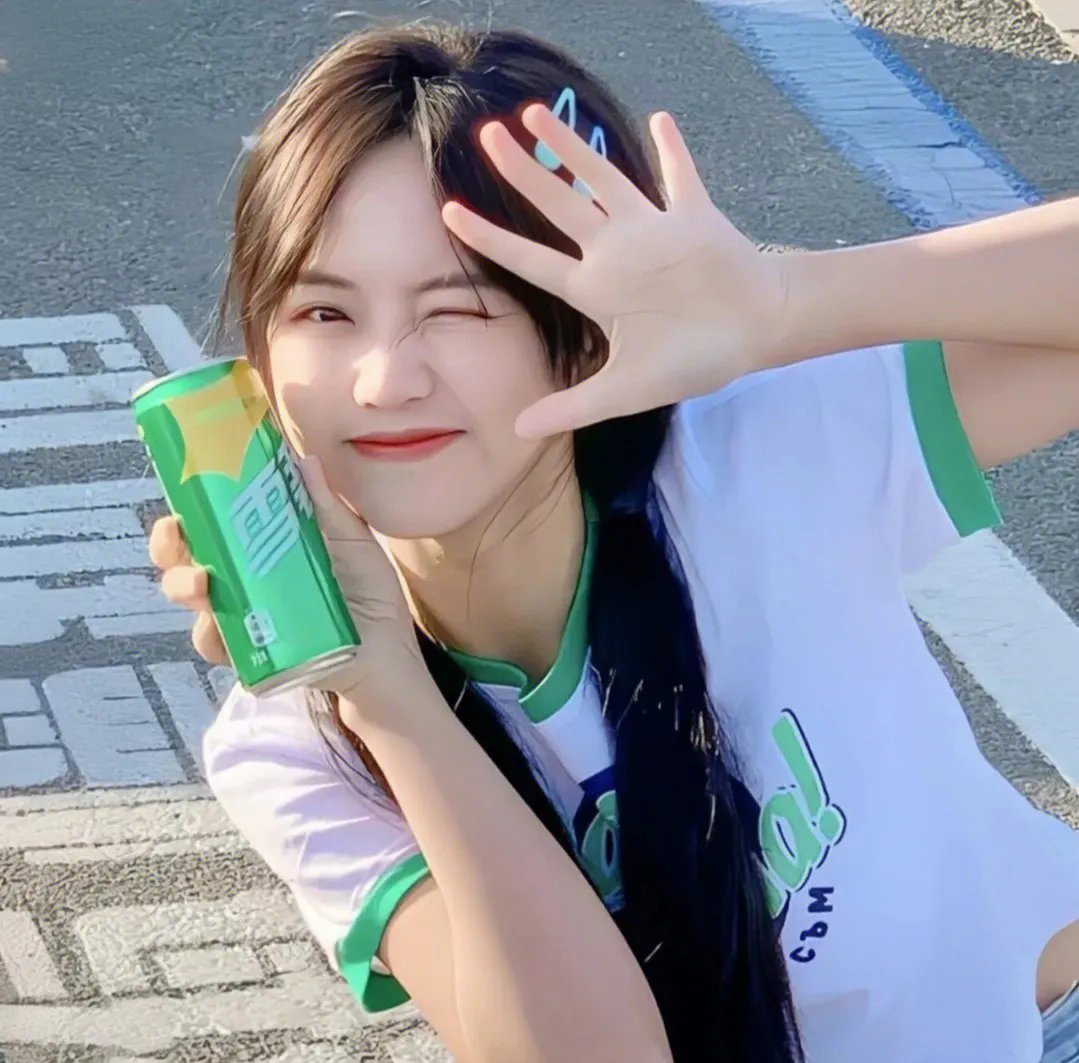 小黄人大眼萌国语